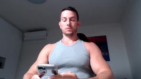 Snapshot of jakubstefano chatting on 12-13-24, 06:10 Muscle beast P online show from 12-13-24, 06:10
