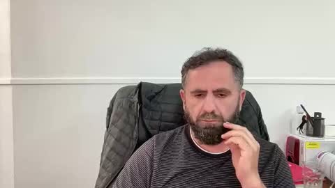 jam0786 online show from 10-24-25, 03:14