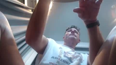 Snapshot of jam_on_it chatting on 02-23-25, 09:26 JAM online show from 02-23-25, 09:26