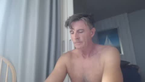 Snapshot of jam_on_it chatting on 02-28-25, 06:43 JAM online show from 02-28-25, 06:43