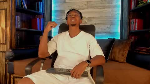   online show from 09-17-25, 03:30