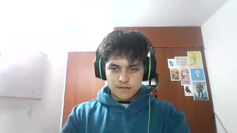 Snapshot of james__taylor21 chatting on 12-12-24, 04:04 JAMES TAYLOR online show from 12-12-24, 04:04