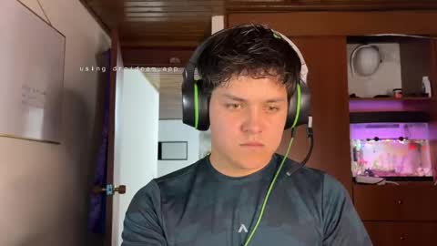 Snapshot of james__taylor21 chatting on 10-07-25, 02:31 JAMES TAYLOR online show from 10-07-25, 02:31