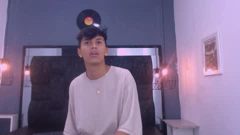 Snapshot of james_and_kenet chatting on 03-02-26, 12:01 James y Kenet online show from 03-02-26, 12:01