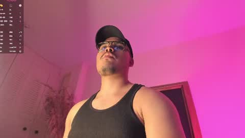 Snapshot of james_carter7 chatting on 06-16-26, 06:16 Juan online show from 06-16-26, 06:16