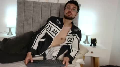 James Potter  online show from 02-04-26, 07:09