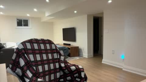 jamesarnold06 online show from 09-18-25, 11:29