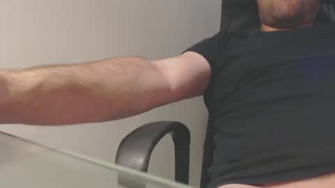 Snapshot of jamesbond514 chatting on 10-27-25, 02:04 jamesbond514 online show from 10-27-25, 02:04