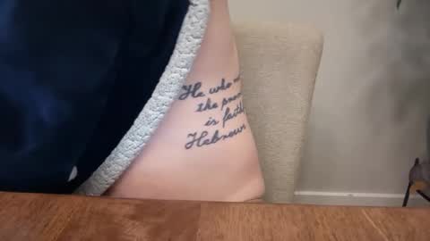 Snapshot of jamesbuilt chatting on 02-17-26, 03:25 jamesbuilt online show from 02-17-26, 03:25