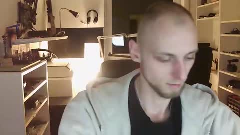 Snapshot of jamesengland23 chatting on 01-06-25, 12:16 James England online show from 01-06-25, 12:16