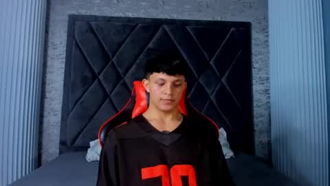 Snapshot of jamesgolden_ chatting on 03-02-25, 11:29 jamesgolden_ online show from 03-02-25, 11:29