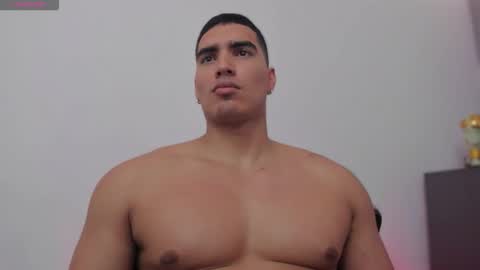 Snapshot of jamesgraay chatting on 12-01-25, 03:06 James Gray online show from 12-01-25, 03:06