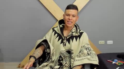 Jamesinked  online show from 12-19-24, 05:40