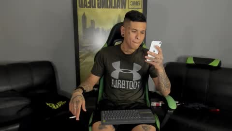 Jamesinked  online show from 12-21-24, 12:42