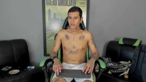 Jamesinked  online show from 02-06-25, 05:19