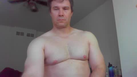 Snapshot of jamesjewels chatting on 09-27-25, 01:49 jamesjewels online show from 09-27-25, 01:49