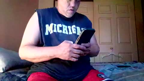 Snapshot of jameskamin30 chatting on 06-27-26, 10:20 jameskamin30 online show from 06-27-26, 10:20