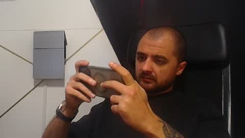 Snapshot of jamesmyersx chatting on 07-21-26, 03:42 JamesMyers online show from 07-21-26, 03:42