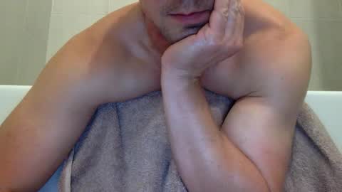 Snapshot of jamesnewtron chatting on 10-14-25, 02:45 jamesnewtron online show from 10-14-25, 02:45