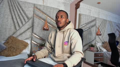 James  online show from 01-19-25, 12:39