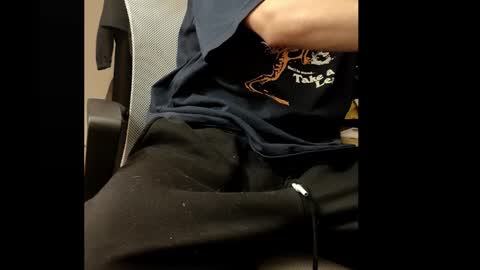 jamessama_0 online show from 11-10-25, 04:11