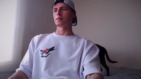 jamesss____ online show from 12-12-24, 06:10