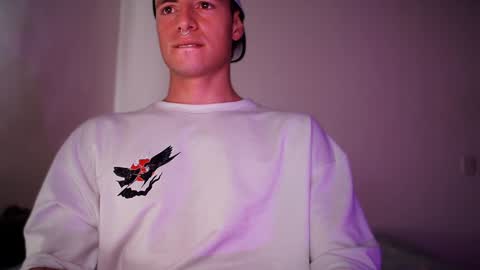 jamesss____ online show from 12-19-24, 04:02