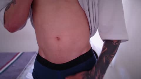 jamesss____ online show from 01-18-25, 03:16
