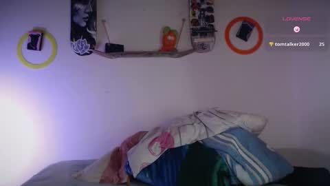 jamesss____ online show from 11-15-25, 03:37