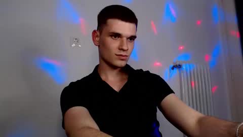 Snapshot of jamesstone49 chatting on 11-04-25, 06:51 JamesOn online show from 11-04-25, 06:51