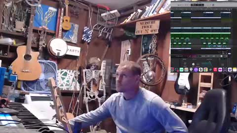 Jameswebbscope online show from 09-11-25, 03:01