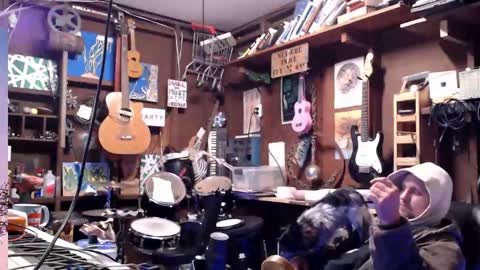 Jameswebbscope online show from 11-25-25, 01:00