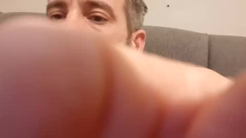 Snapshot of jamie198307 chatting on 12-21-25, 09:55 jamie198307 online show from 12-21-25, 09:55