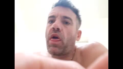 Snapshot of jamie198307 chatting on 03-30-26, 11:06 jamie198307 online show from 03-30-26, 11:06