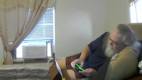 jamielove1975 online show from 04-11-26, 10:25