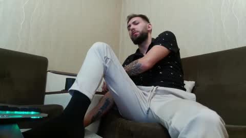 Robbie online show from 02-08-25, 03:30