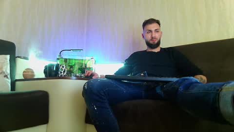 Robbie online show from 03-05-25, 12:16