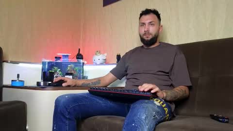 Robbie online show from 10-01-25, 06:08