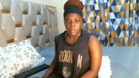 jamiethemermaid online show from 10-18-25, 07:14