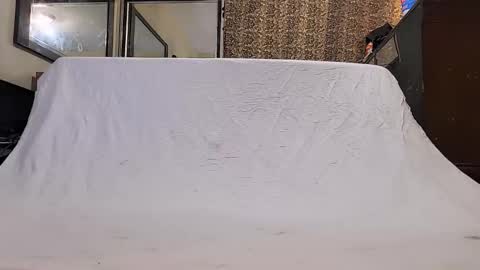 Snapshot of jamwarnerone chatting on 12-17-25, 12:44 Bootyshows online show from 12-17-25, 12:44