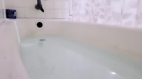 Snapshot of jamwarnerone chatting on 02-21-26, 11:22 Bootyshows online show from 02-21-26, 11:22