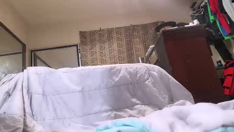 Snapshot of jamwarnerone chatting on 03-23-26, 02:10 Bootyshows online show from 03-23-26, 02:10