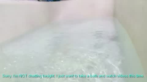 Snapshot of jamwarnerone chatting on 06-24-26, 03:38 Bootyshows online show from 06-24-26, 03:38