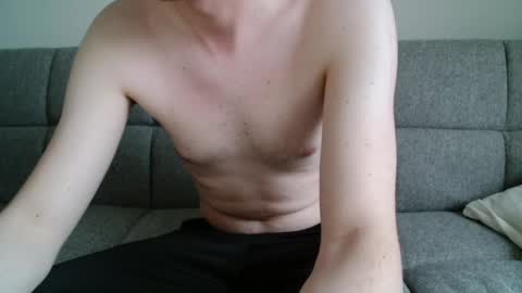 Snapshot of jan_the_man94 chatting on 12-03-24, 02:49 Jan online show from 12-03-24, 02:49