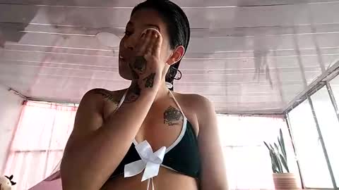 janariivera1 online show from 12-20-25, 06:26