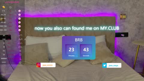 Snapshot of jane_meys chatting on 01-19-25, 08:07 your kitty JANE roawww online show from 01-19-25, 08:07