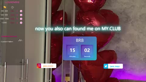 Snapshot of jane_meys chatting on 02-20-25, 08:17 your kitty JANE roawww online show from 02-20-25, 08:17