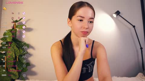 Jennifer  online show from 01-27-25, 09:02