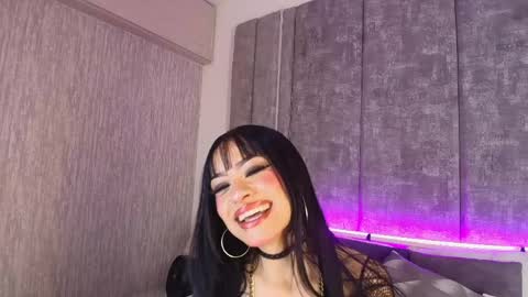 Snapshot of janedaviss chatting on 05-19-26, 01:56 janedaviss online show from 05-19-26, 01:56