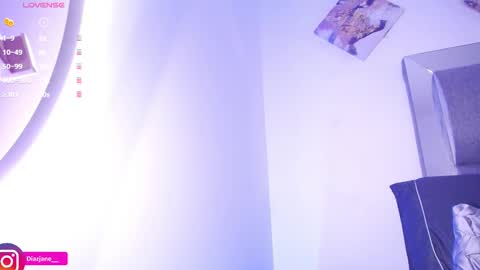 Jennifer online show from 02-13-25, 03:29